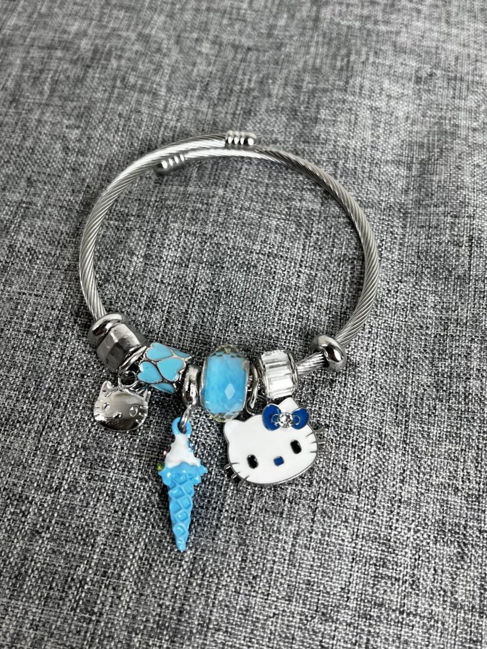 Blue Hello Kitty Bracelet cute